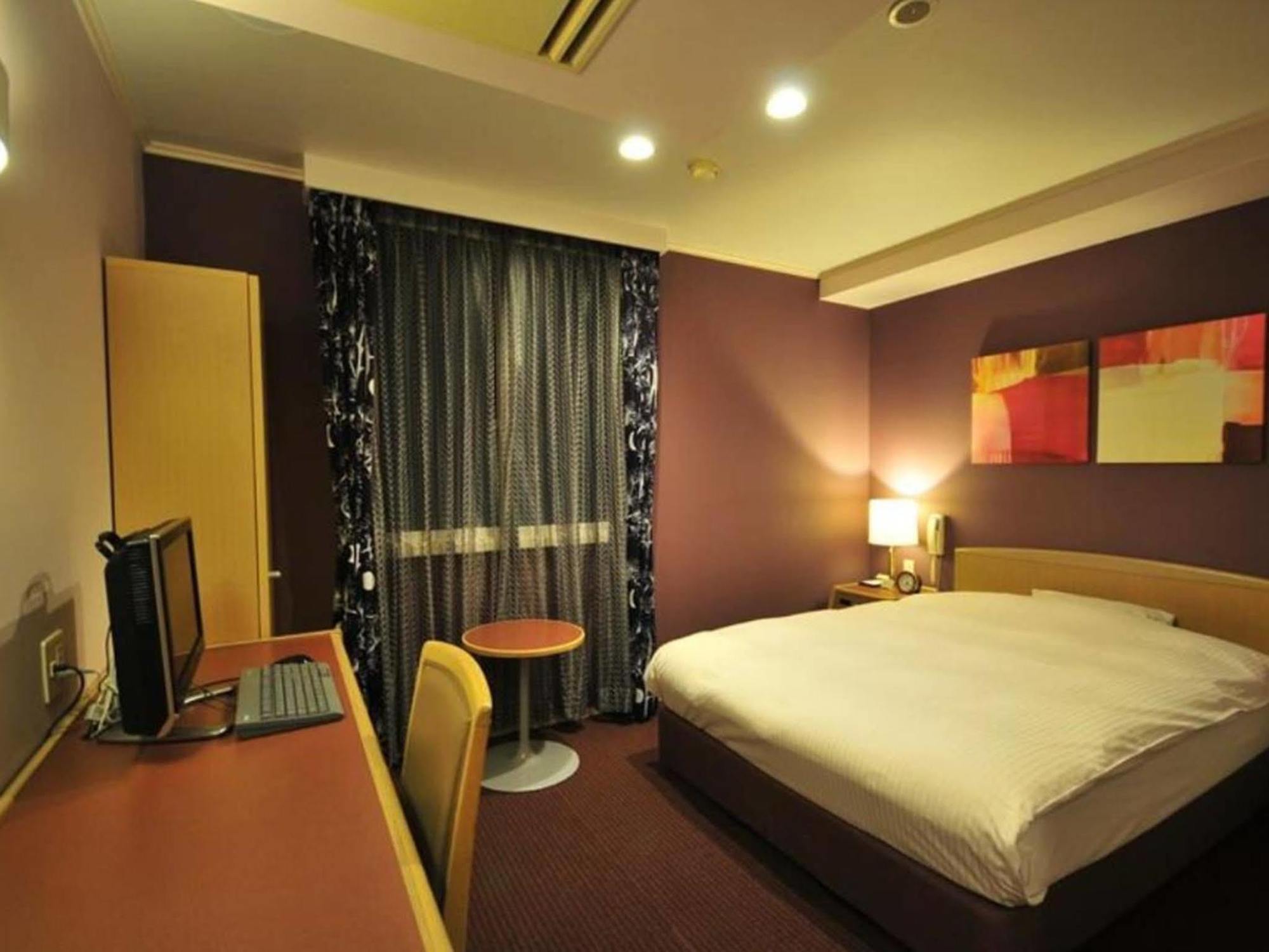 Hotel Top Inn Matsuyama  Zewnętrze zdjęcie